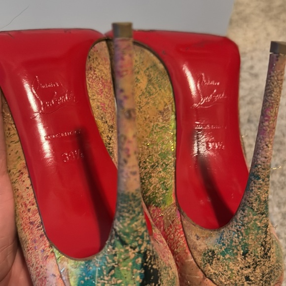 Christian Louboutin Pigalles follies - Picture 9 of 15